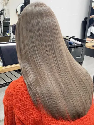 カラー Rico / bob/グレージュのヘアスタイル