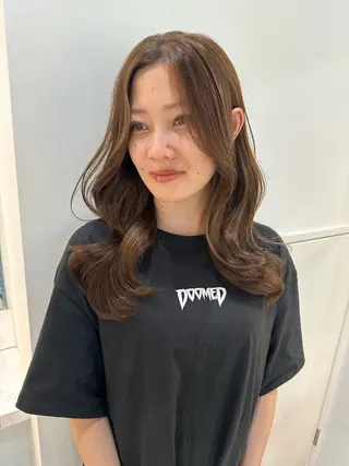 セミロング カラー ヘアアレンジ Akane レイヤー/艶カラーのヘアスタイル