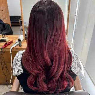 ロング カラー 安岡美咲✂︎ 艶カラー/髪質改善のヘアスタイル