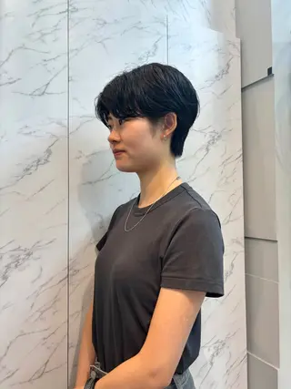 ショート miu /透明感カラーのヘアスタイル