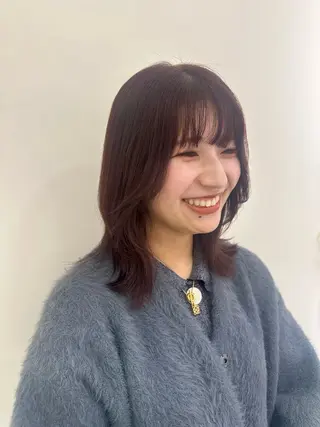 セミロング カラー タイトボブ個性派カラ ーAKANEのヘアスタイル