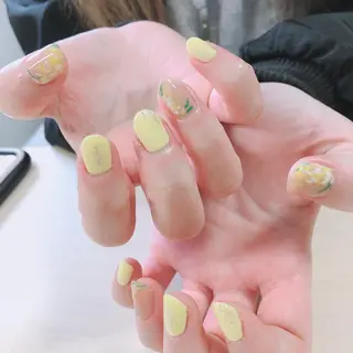 ネイル 結城 怜菜のネイルデザイン