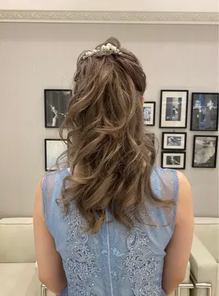 ロング ヘアアレンジ Ash 銀座店所属・骨格補正カット /マンツーマン/のヘアスタイル