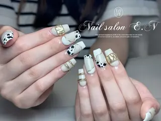 ネイル E.N🦋 長さ出し/持ち込みのネイルデザイン