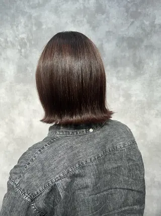 ミディアム Naurra所属・Naurra なつめのヘアスタイル