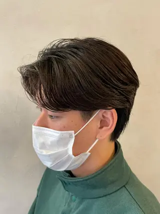 ミディアム メンズ レイヤー/艶カラー 🫧守利のヘアスタイル