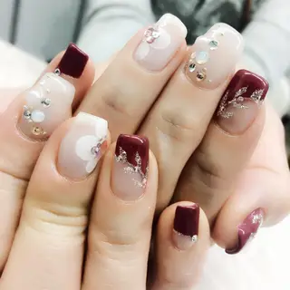 ネイル Angeailes〜アンジュエール〜所属・開運ネイル Angeailesのネイルデザイン