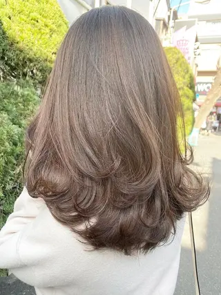 セミロング カラー パーマ ヘアアレンジ メンズ キッズ ネイル マツエク・マツパ アイブロウ 韓国風×透明感カラー 髪質改善オタベシンヤのヘアスタイル