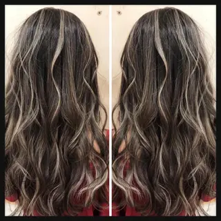 セミロング カラー パーマ ヘアアレンジ メンズ キッズ ネイル マツエク・マツパ 酸性ストレート 髪質改善大槻勇樹のヘアスタイル