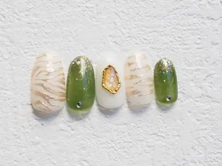 ネイル トップネイリスト Ribbon立川店のネイルデザイン