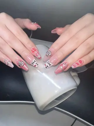 ネイル Lee Nailsのネイルデザイン