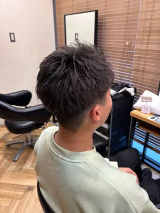 ヘアアレンジ メンズ アルター鎌取店所属・メンズカット/パーマ 手塚真宙のヘアスタイル