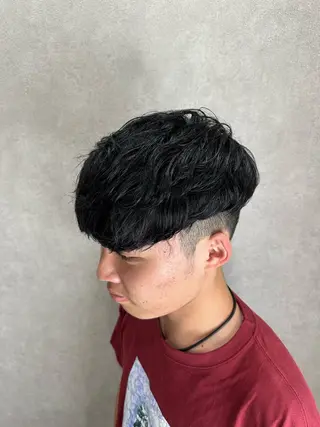 カラー パーマ メンズ 花野 郁登のヘアスタイル