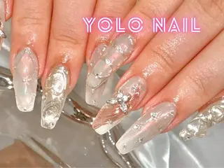 ネイル YOLONAIL心斎橋店所属・田本 和音のネイルデザイン