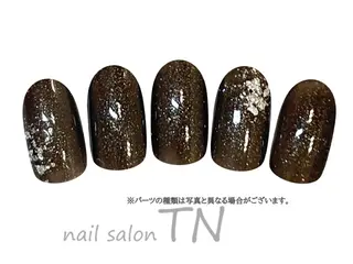 ネイル 矢川 まどかのネイルデザイン