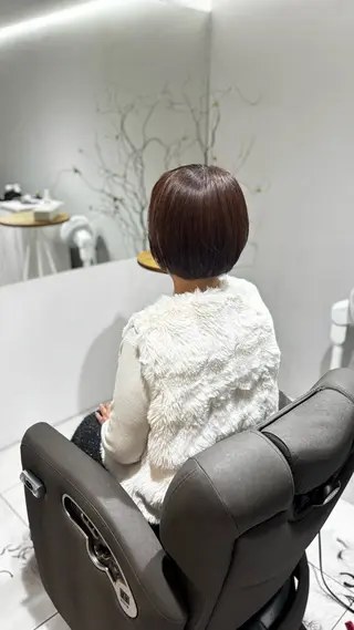 ショート 白土 さくらのヘアスタイル