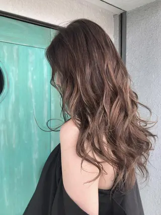 ロング カラー レイヤーカット匠 イソザキノリユキのヘアスタイル