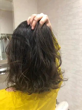 ミディアム カラー Lore Airl所属・畑山 紗耶佳のヘアスタイル