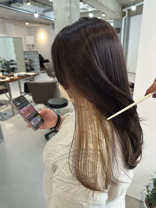 ロング カイリ /レイヤーカットのヘアスタイル