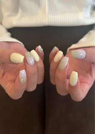 ネイル ROWAN所属・nagi .のネイルデザイン