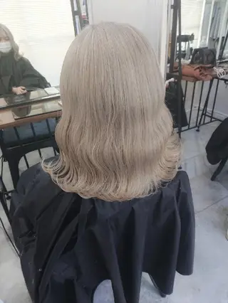 カラー パーマ ヘアアレンジ メンズ ネイル マツエク・マツパ キッズ セミロング カラー特化サロン Eir心斎橋のヘアスタイル