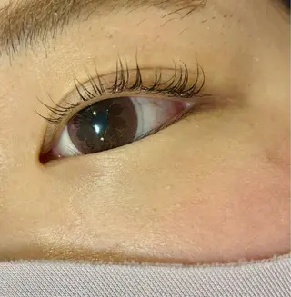 マツエク・マツパ 舟橋 瑞稀のヘアスタイル