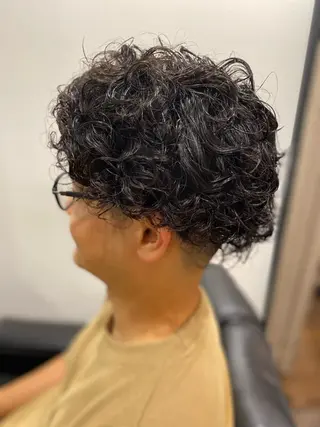 ミディアム LAVIE NEW STANDARD BARBER　浜松町本店所属・NAKAMURA YUKAのヘアスタイル