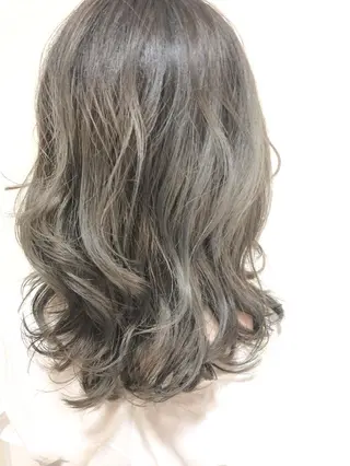 セミロング 松佐 ゆかりのヘアスタイル
