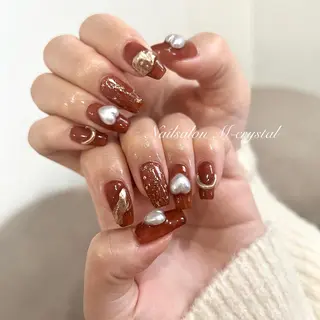 ミディアム Nailsalon M-crystalのネイルデザイン