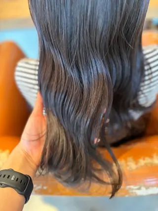 ロング カラー 髪質改善カラー ベージュ🤎YUMEのヘアスタイル