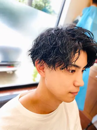 ミディアム パーマ メンズ 細尾 知生のエステ・リラクイメージ