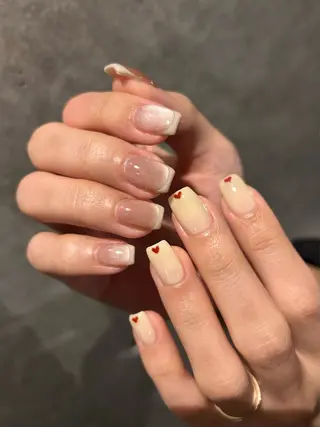 ネイル ayumi / Manonのネイルデザイン