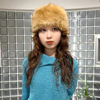 ロング WATER所属・SAKI /ハイ トーンのヘアスタイル