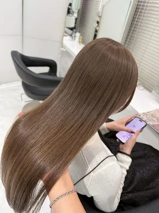 カラー 透明感ベージュ/ 韓国ヘア🤎横浜のヘアスタイル