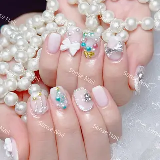 ネイル Kurieitibu 🍬Byu~tīのネイルデザイン