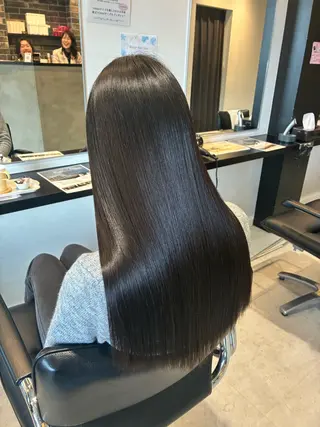 ロング powderhair所属・powderhair 福岡直弥のヘアスタイル