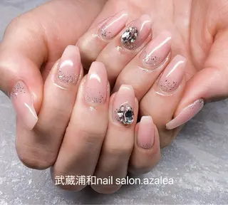 ネイル R inのネイルデザイン