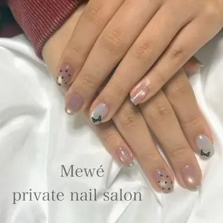 ネイル Mewé ayakaのネイルデザイン