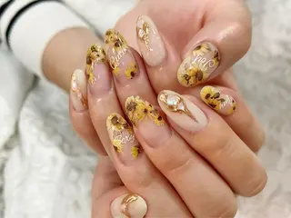 ネイル nailsalon Mirrorのネイルデザイン