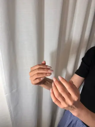 ミディアム ネイル each所属・𝐞𝐚𝐜𝐡 nanami🩰のネイルデザイン