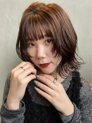 ミディアム カラー インナーカラー ／レイヤー🦋ルイのヘアスタイル