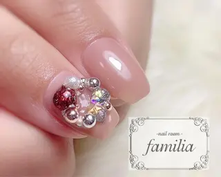 ネイル -nailroom- familiaのネイルデザイン