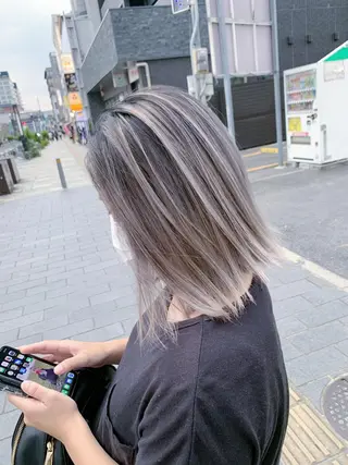 ミディアム ブリーチ.バレイヤー ジュ.REAL心斎橋のヘアスタイル