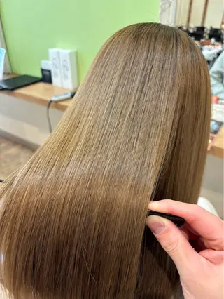 ロング 常藤 留佳のヘアスタイル