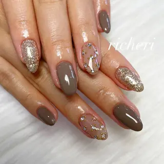 ミディアム ネイル richeri beautyのネイルデザイン
