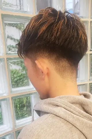 ショート メンズ カラー arrow🖤 もえみのヘアスタイル