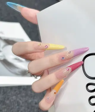 ネイル Em ma高田马場のネイルデザイン