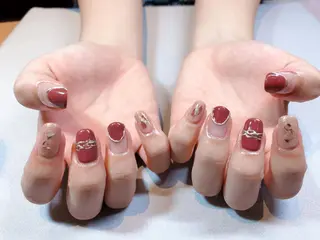 ネイル iiloo aromaworksのネイルデザイン