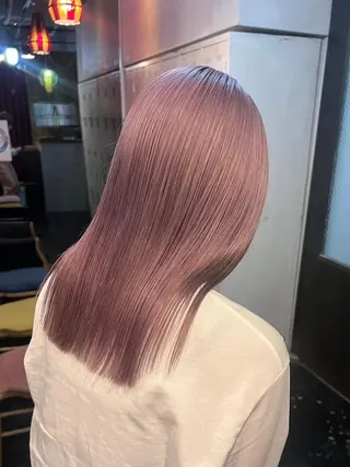 ロング 肌馴染みくすみカラー 花房 佑夏のヘアスタイル