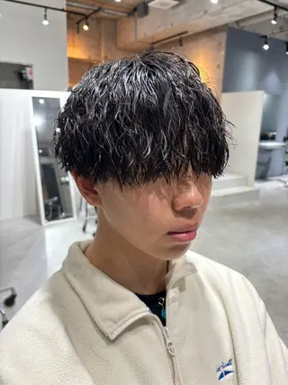 ショート パーマ メンズ メンズ特化美容師 中戸 滉のヘアスタイル